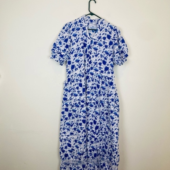 Margarita Mercantile hand made blue and white floral maxi/midi dress. Large - Picture 9 of 10